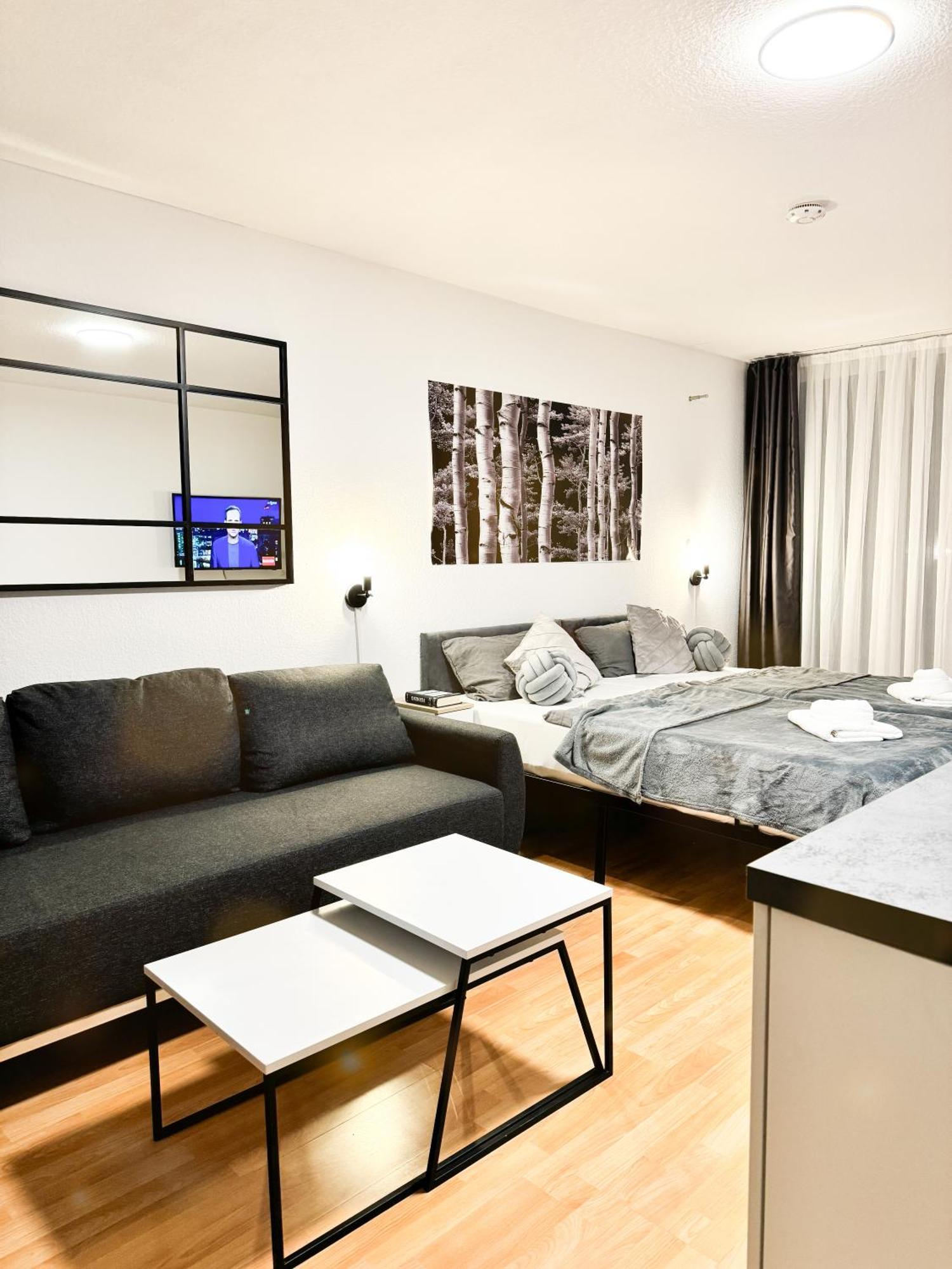 Modern Living In Karlsruhe - Frieden Apartments Екстер'єр фото