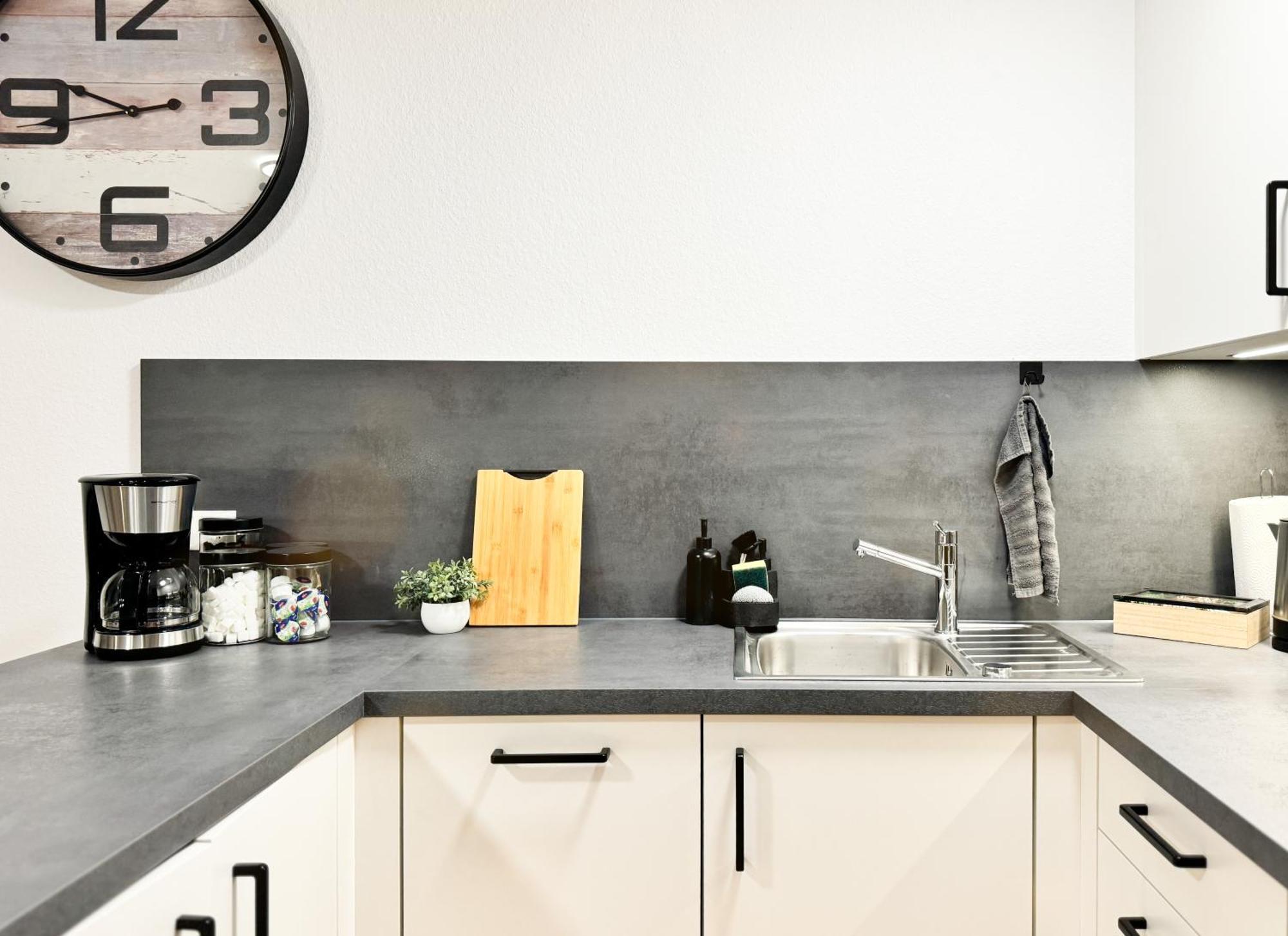 Modern Living In Karlsruhe - Frieden Apartments Екстер'єр фото